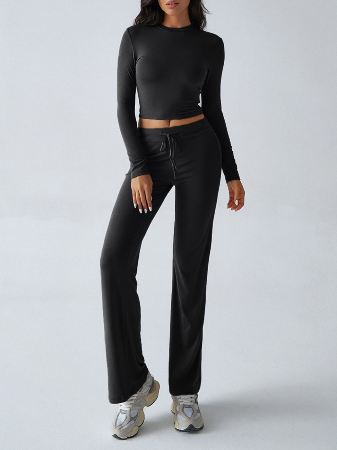Conjunto de pantalón con cordón y camiseta de manga larga con cuello redondo Devine