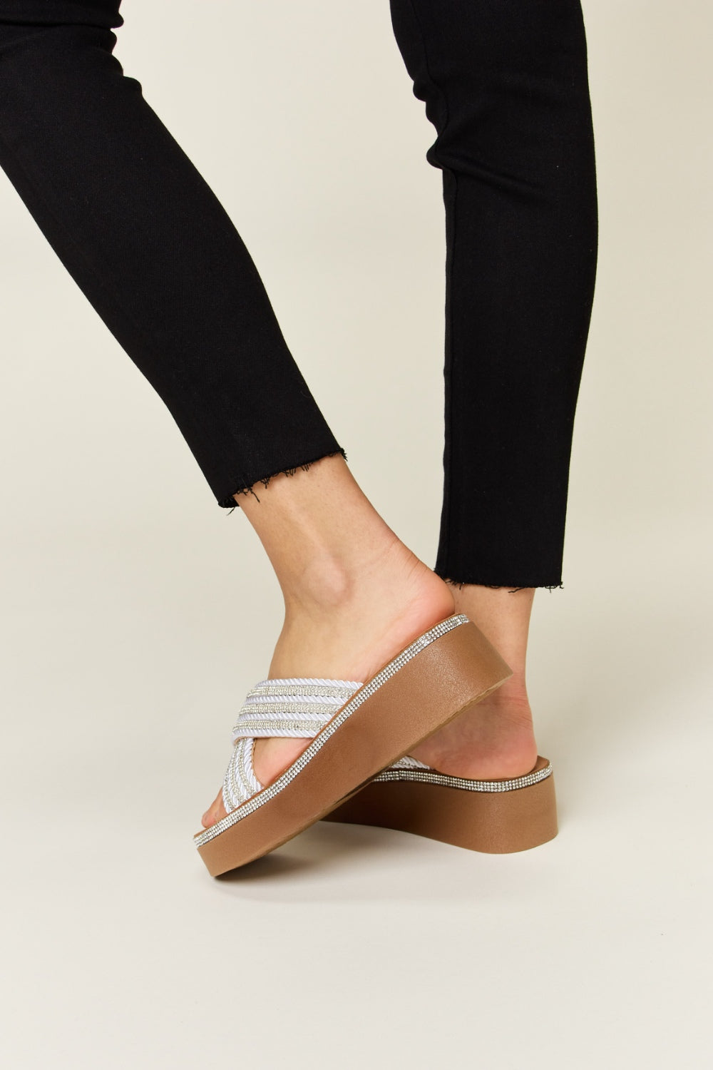 Sandalias de cuña con plataforma y diamantes de imitación Forever Link
