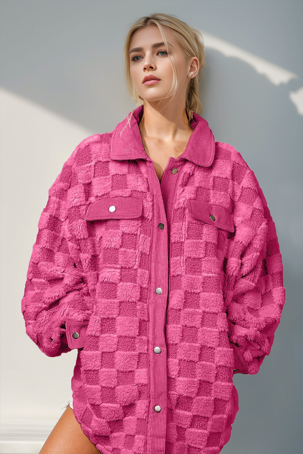 Chaqueta a cuadros afelpada con botones de Double Take