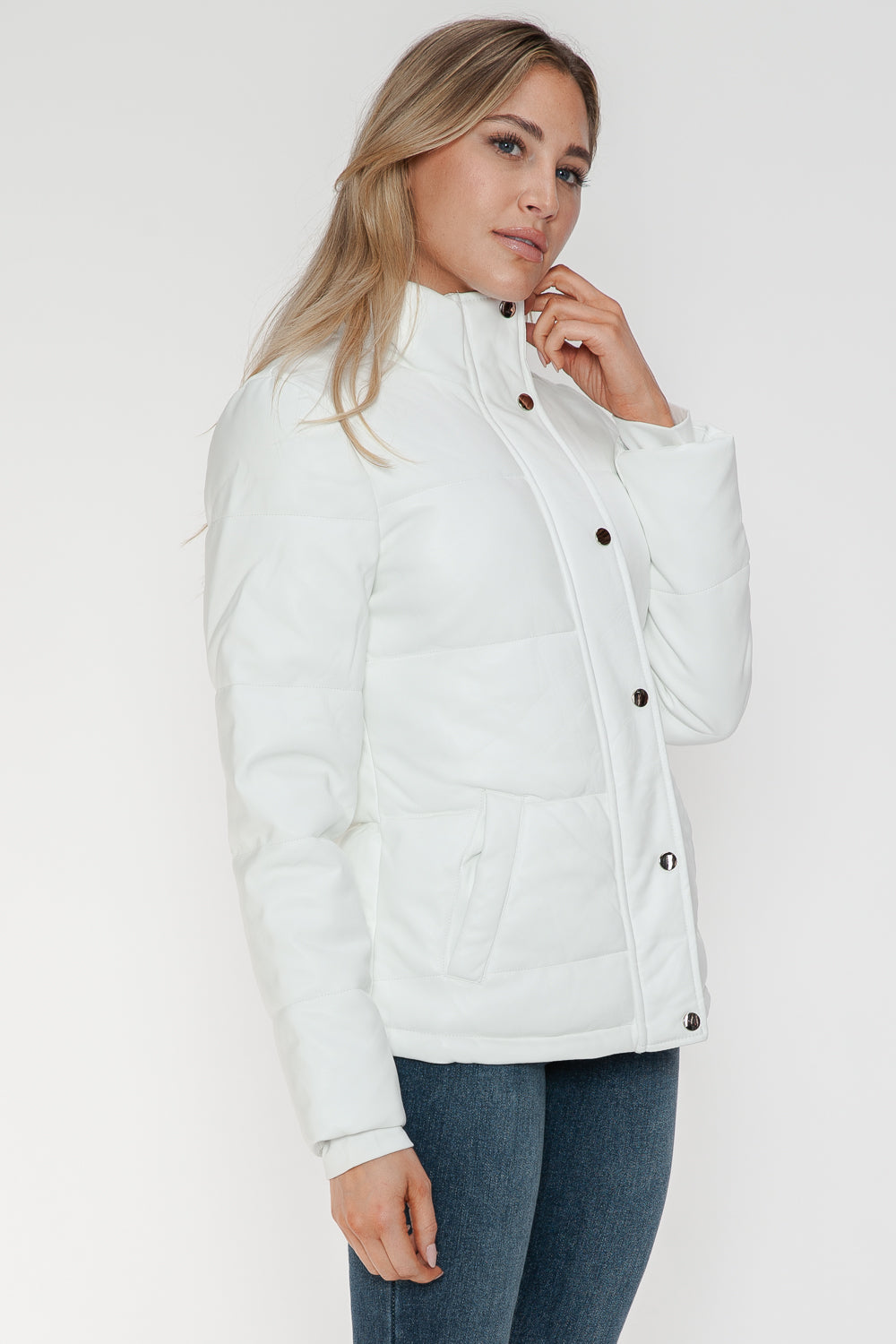 Chaqueta acolchada de cuello alto con cremallera y bolsillos de YMI