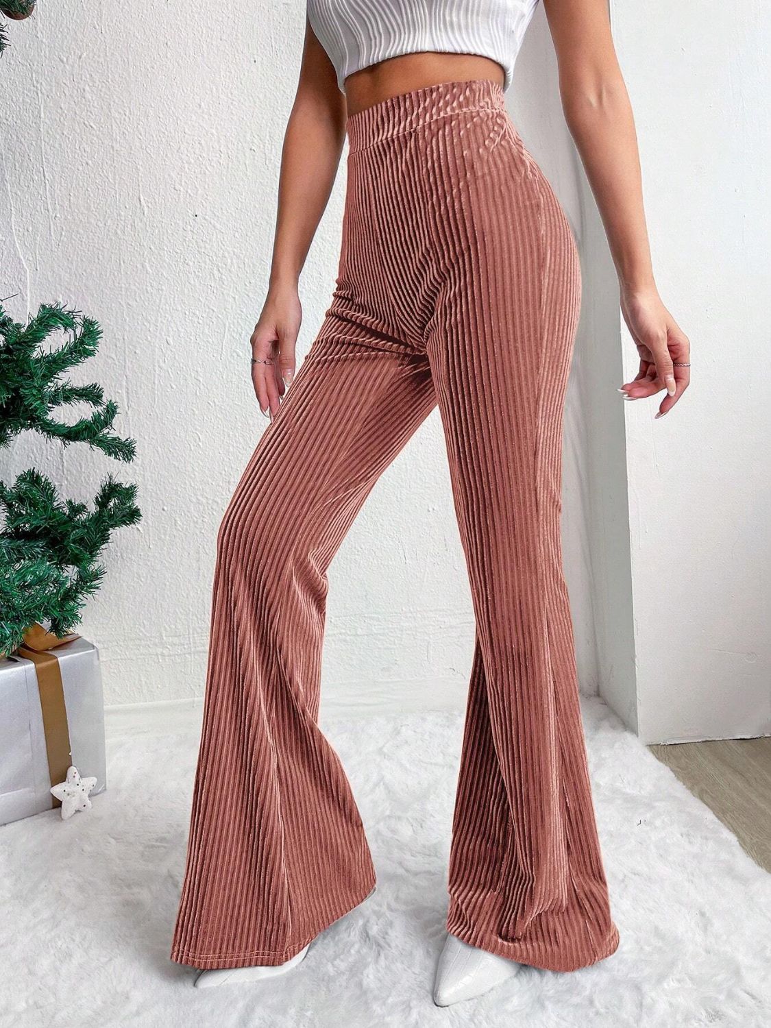 Pantalones acampanados de cintura alta