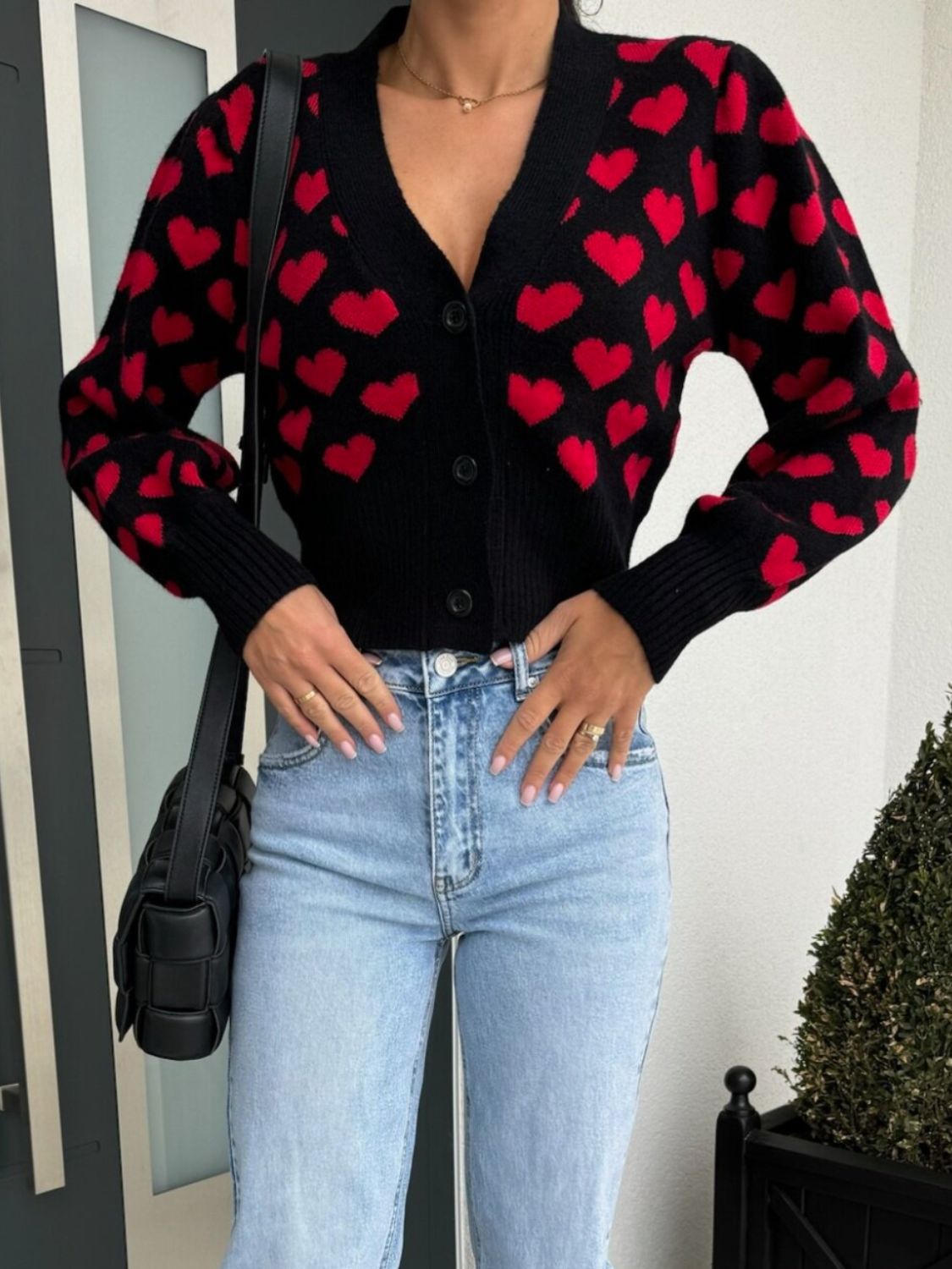 Cárdigan corto con escote en V y corazón para San Valentín