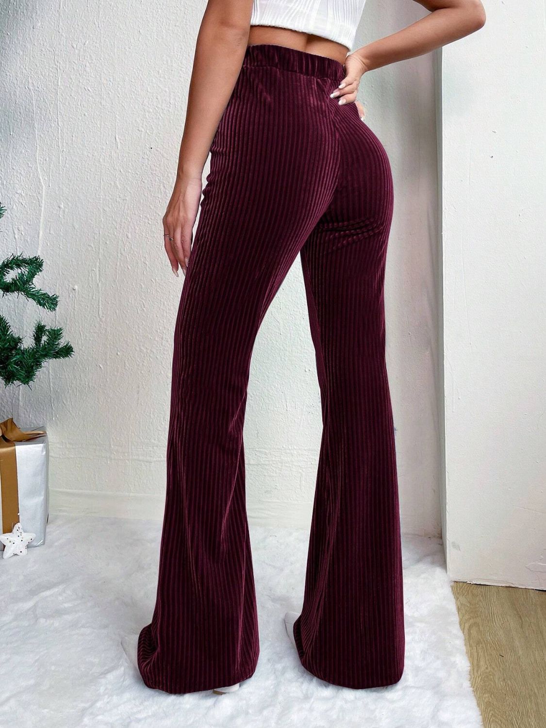 Pantalones acampanados de cintura alta