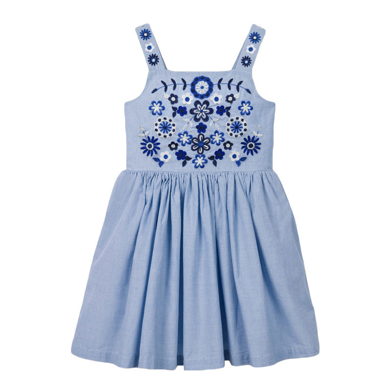 Vestido infantil de punto bordado