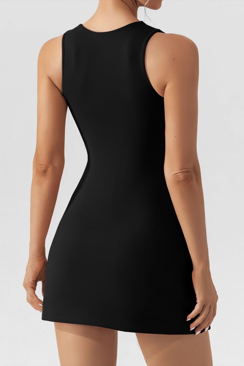 Minivestido sin mangas con escote cuadrado