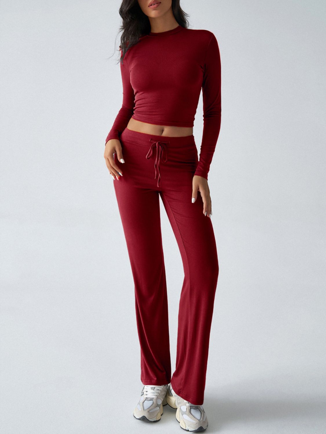 Conjunto de pantalón con cordón y camiseta de manga larga con cuello redondo Devine