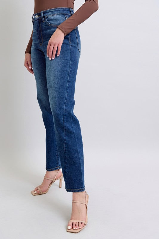 Vaqueros rectos con bolsillos y detalle de costura lateral de talla grande de Judy Blue