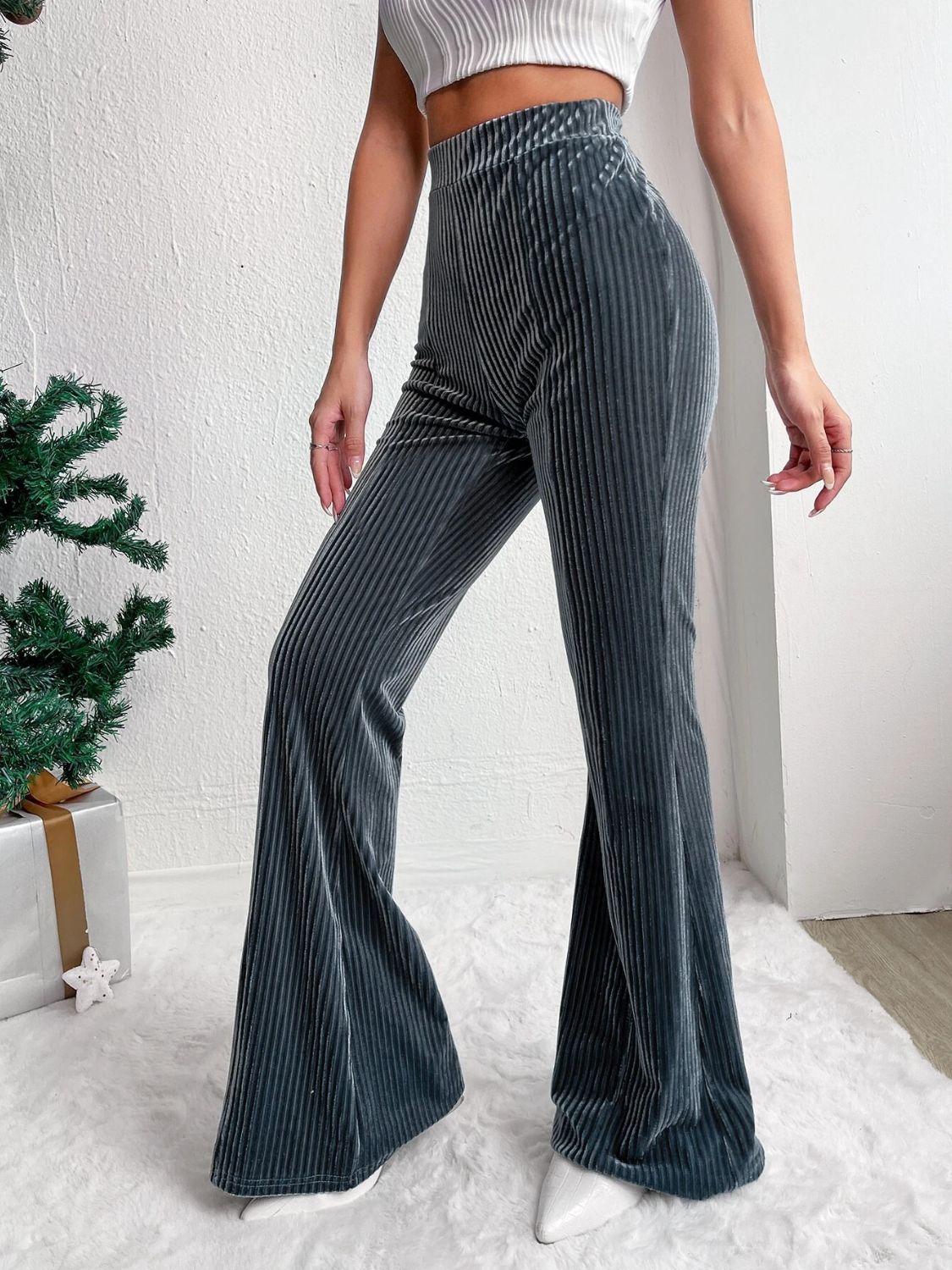 Pantalones acampanados de cintura alta