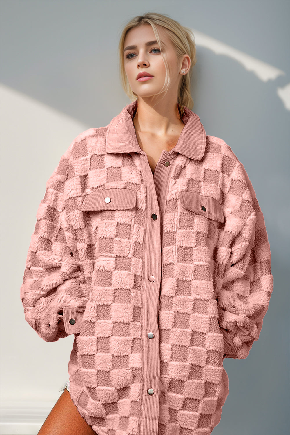 Chaqueta a cuadros afelpada con botones de Double Take