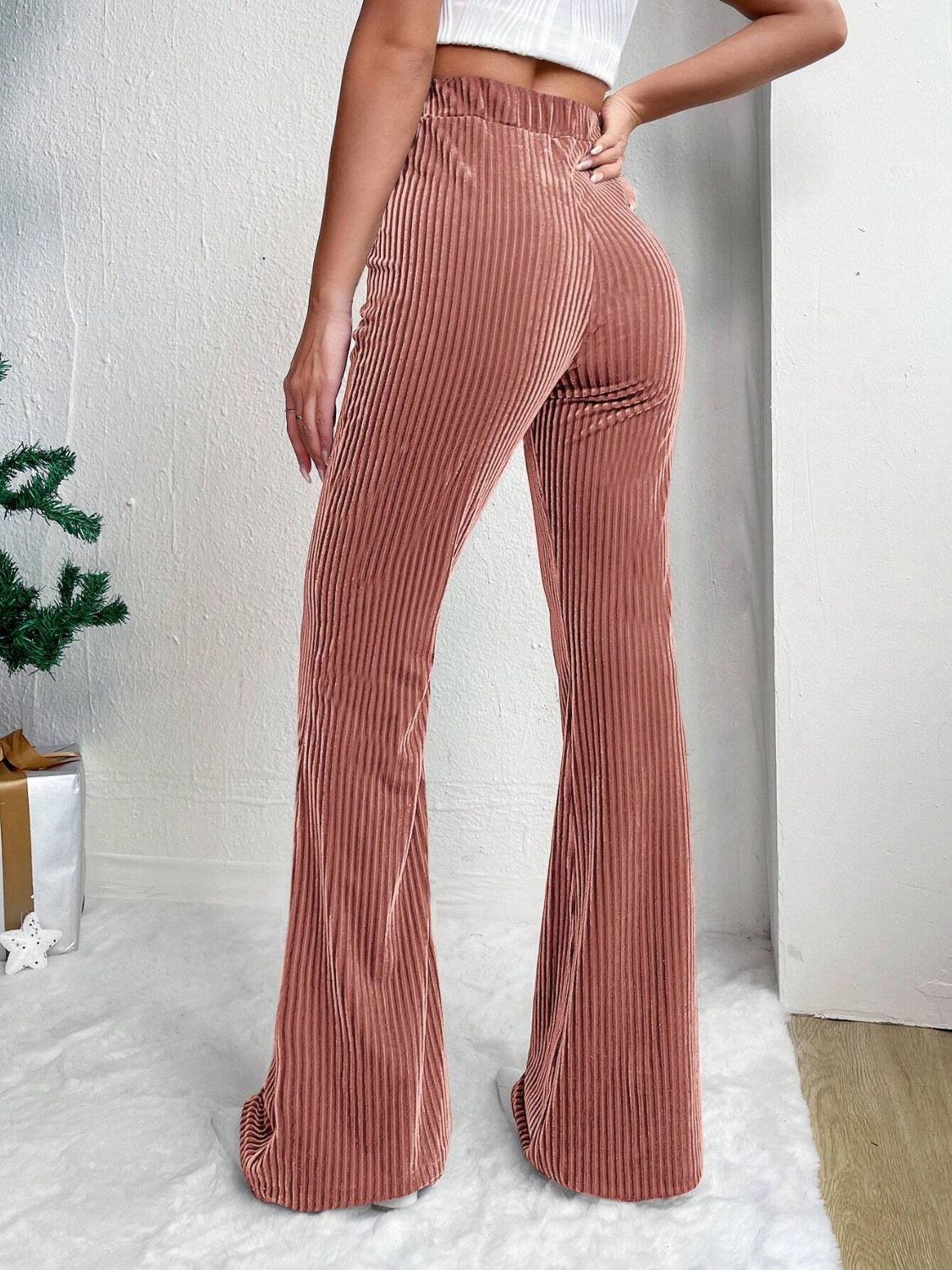 Pantalones acampanados de cintura alta