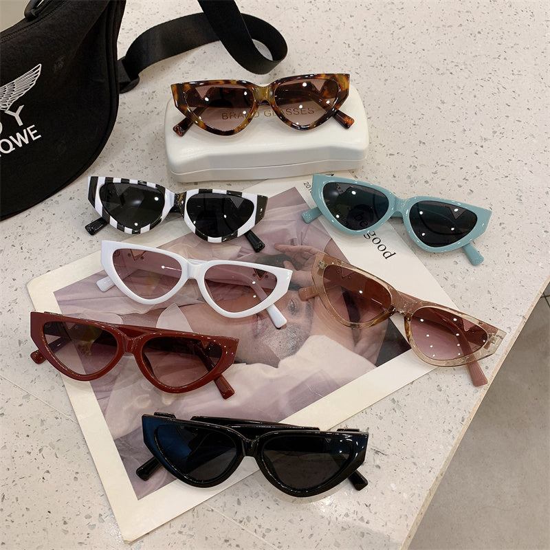 Gafas de sol informales con montura grande y forma de ojo de gato para mujer