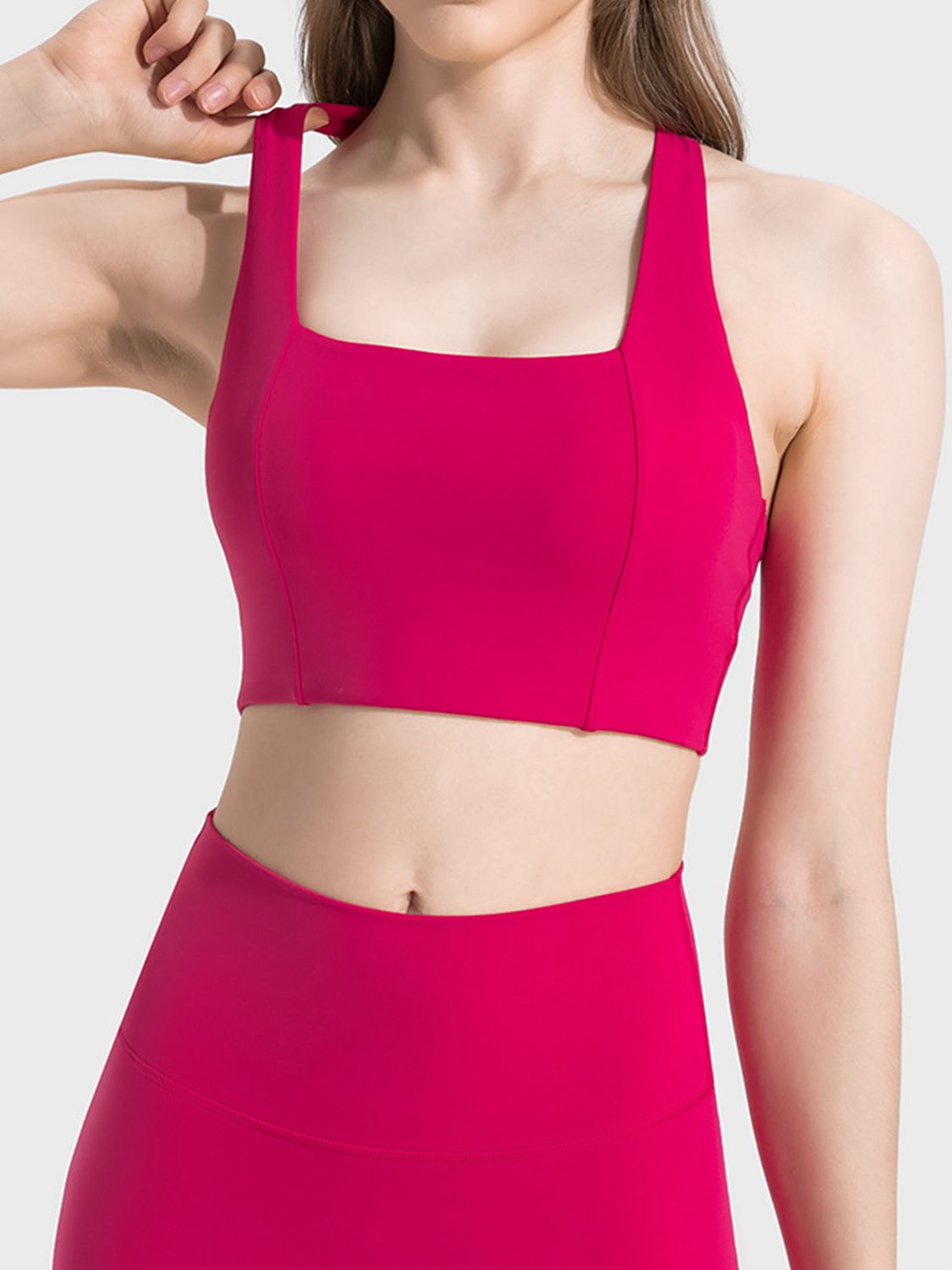 Scoop Neck Sports Bra – Comfortable & Supportive Activewear