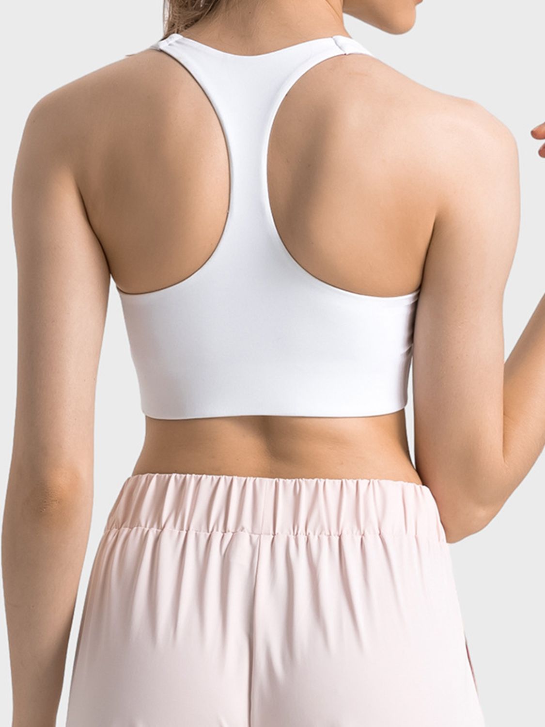 Scoop Neck Sports Bra – Comfortable & Supportive Activewear