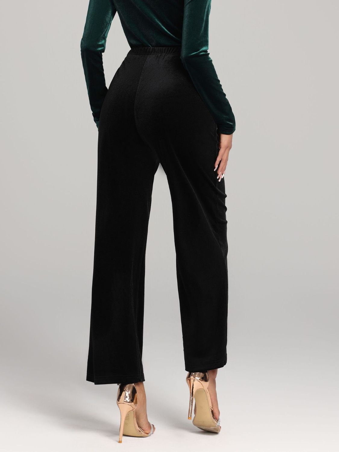 Pantalones de cintura alta y pierna ancha