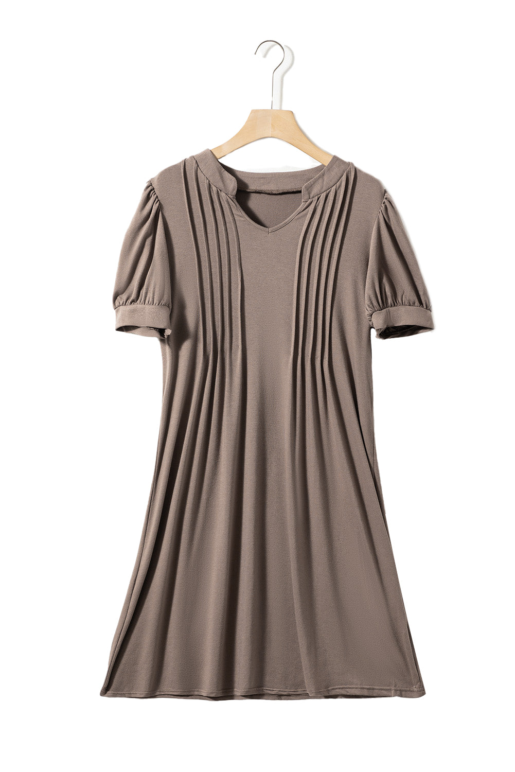 Vestido camisero plisado con mangas abullonadas y cuello con muescas en color negro