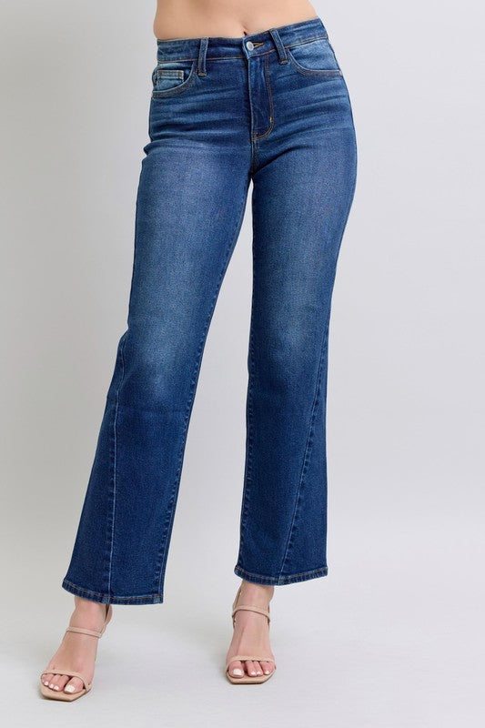 Vaqueros rectos con bolsillos y detalle de costura lateral de talla grande de Judy Blue