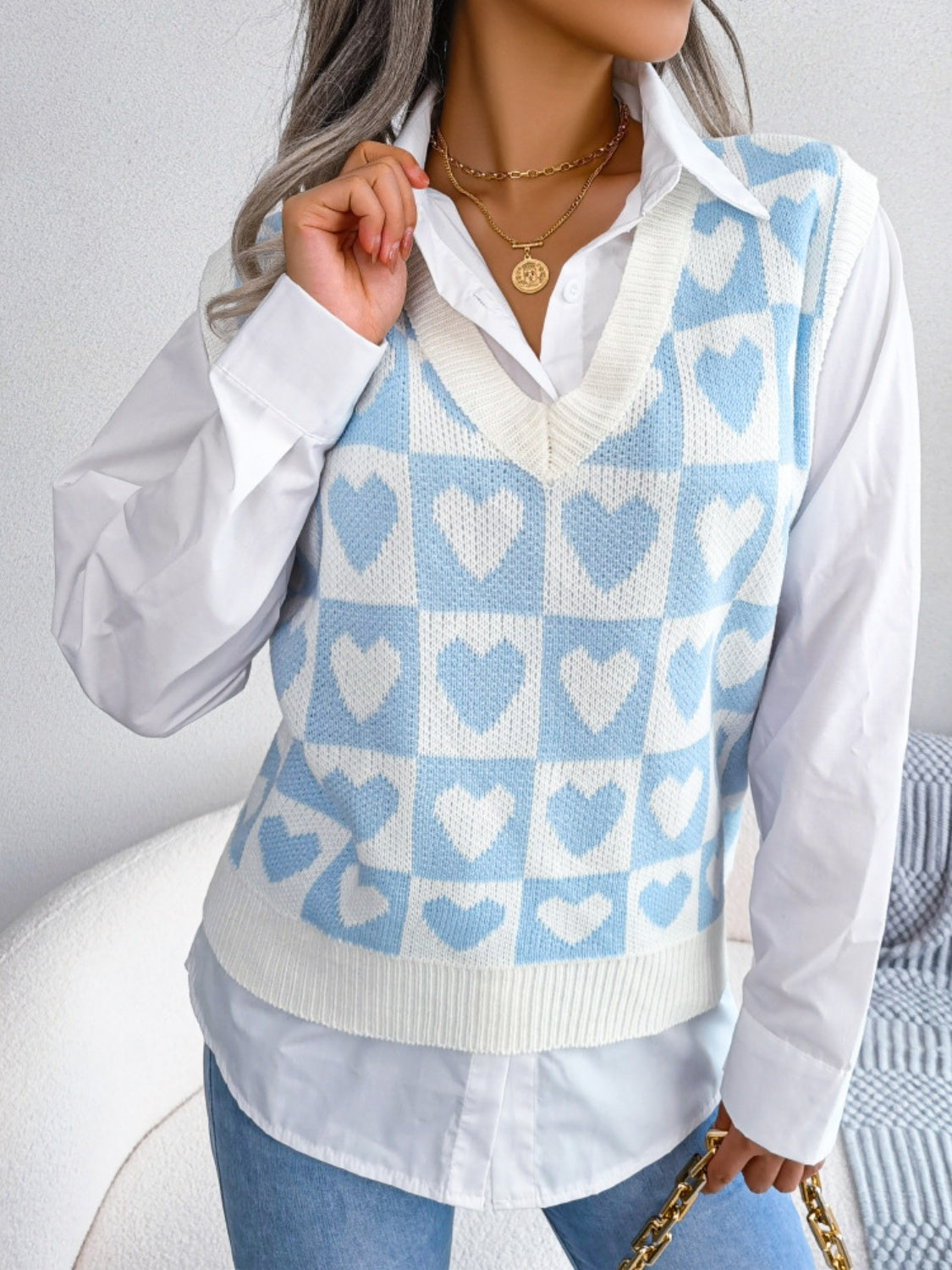 Chaleco tipo suéter con escote en V y forma de corazón