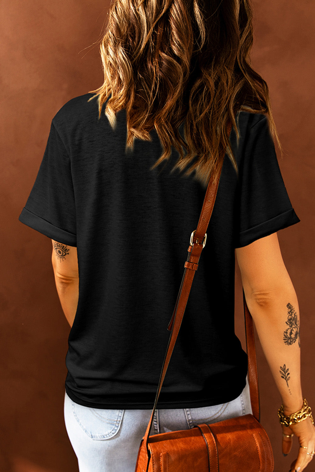 Camiseta de manga corta con cuello redondo y corazón
