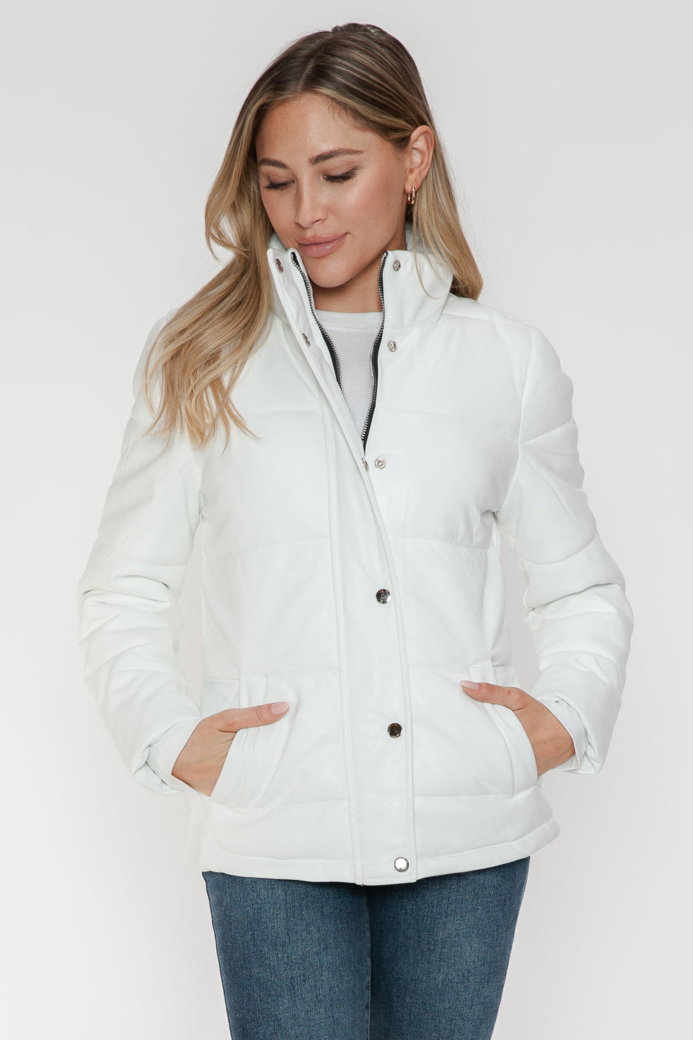 Chaqueta acolchada de cuello alto con cremallera y bolsillos de YMI