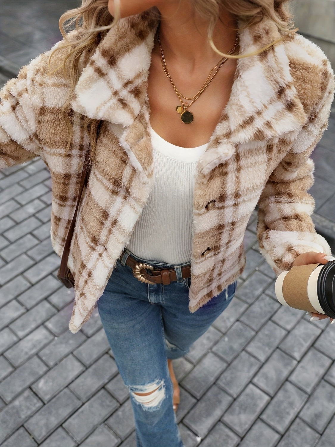 Chaqueta de manga larga con cuello abotonado y cuadros escoceses