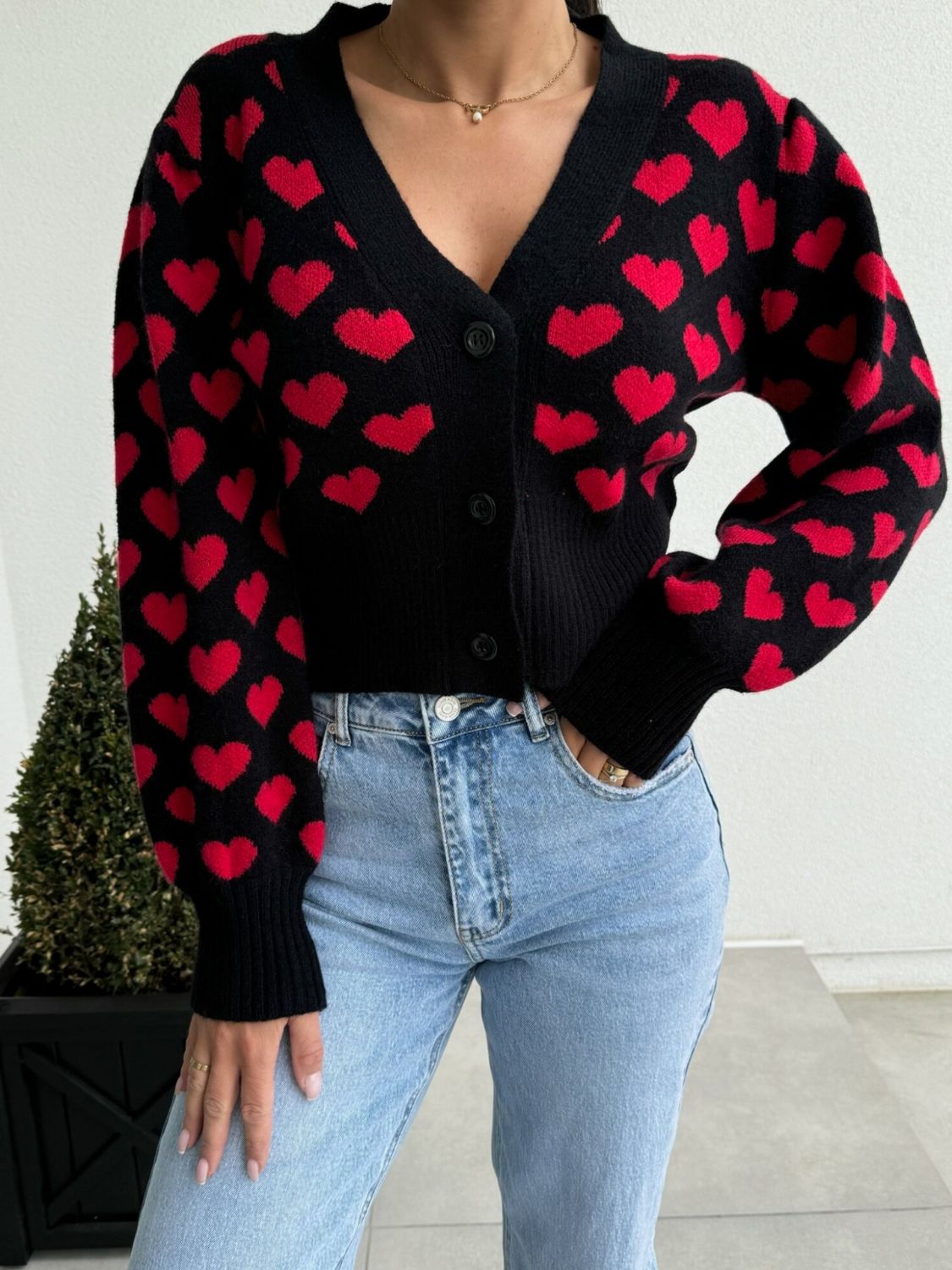 Cárdigan corto con escote en V y corazón para San Valentín