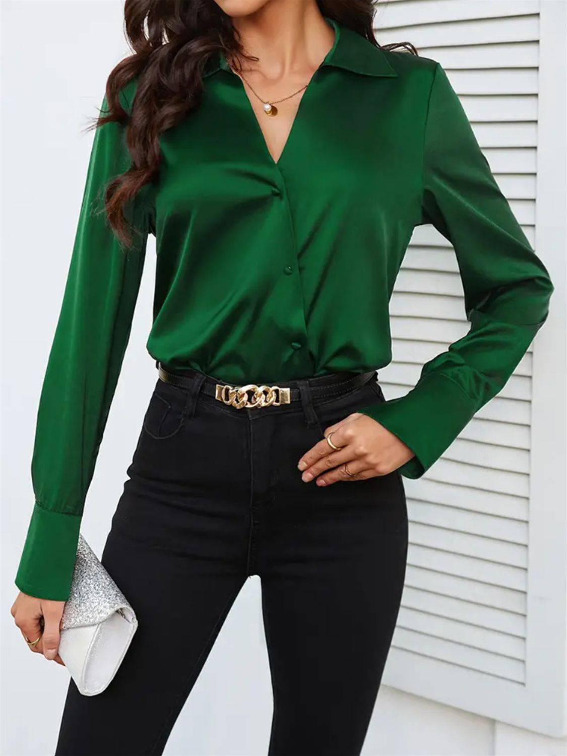 Camisa de manga larga con cuello abotonado