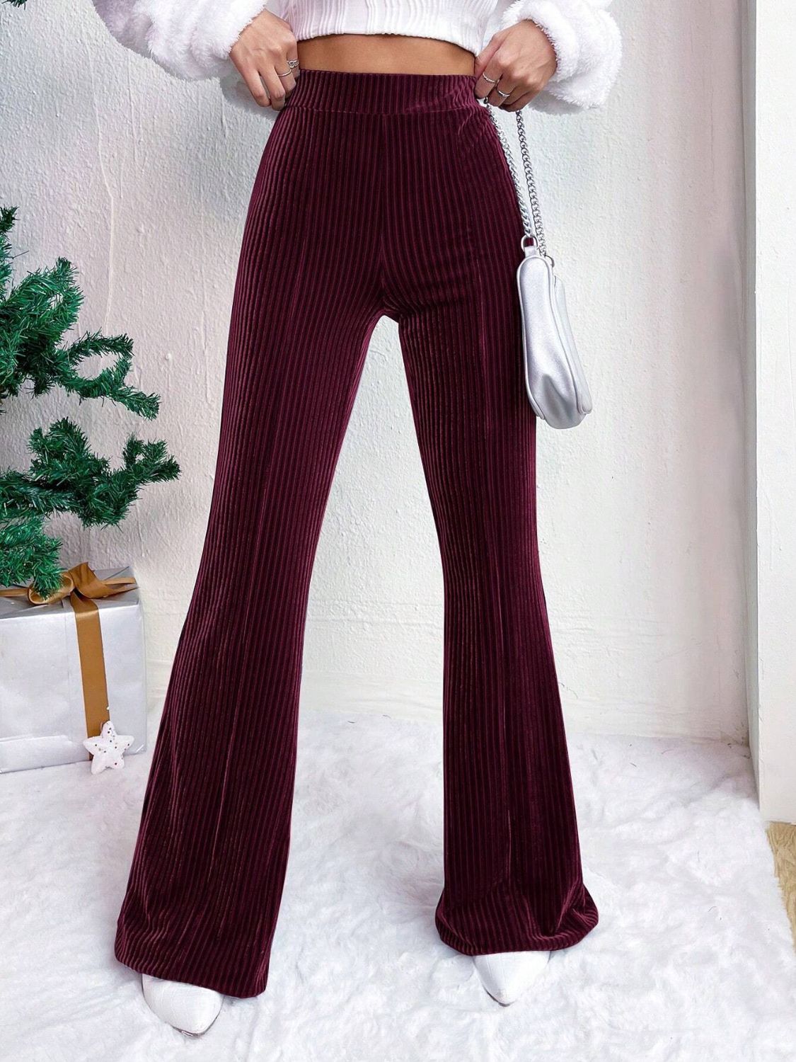 Pantalones acampanados de cintura alta