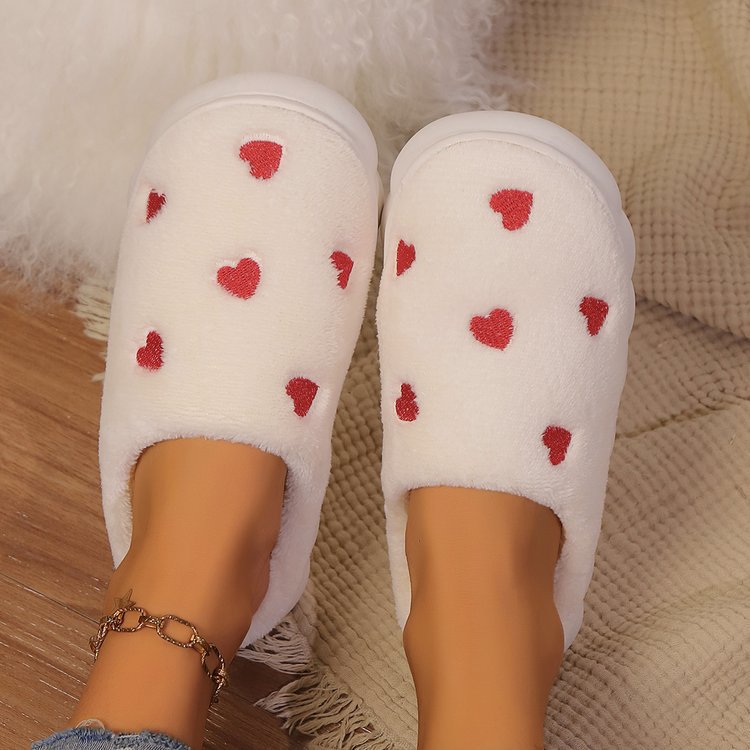 Zapatillas planas con punta redonda y diseño de corazón
