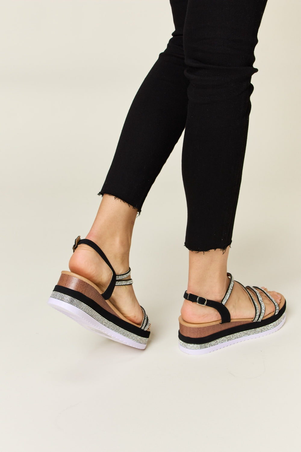 Sandalias de cuña con tiras y diamantes de imitación Forever Link