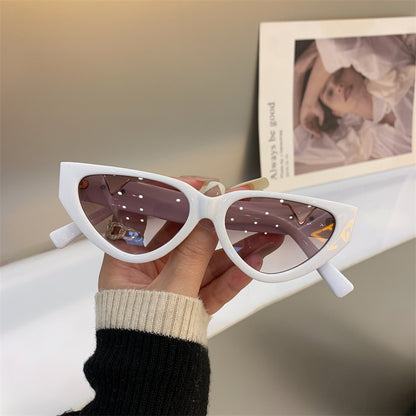 Gafas de sol informales con montura grande y forma de ojo de gato para mujer