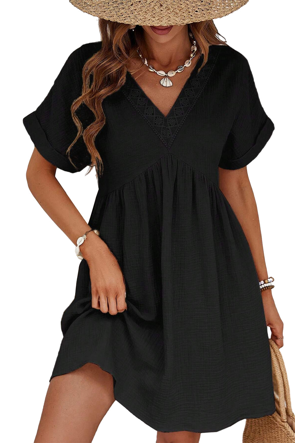 Vestido corto de encaje con escote en V y mangas cortas, color negro