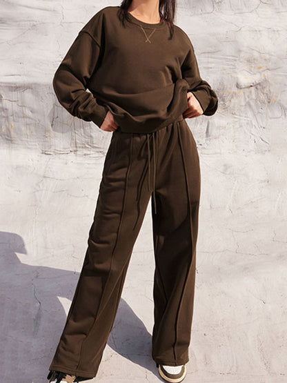 Conjunto de pantalón con cintura elástica y top de manga larga con cuello redondo