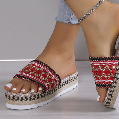 Geometric Weave Platform Sandals – Stylish & Comfortable
