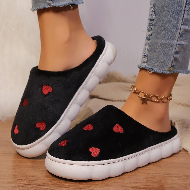 Zapatillas planas con punta redonda y diseño de corazón